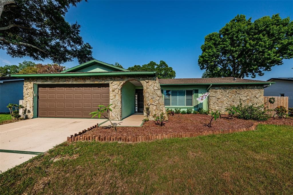 1827 WILLOW OAK DRIVE PALM HARBOR, FL 34683