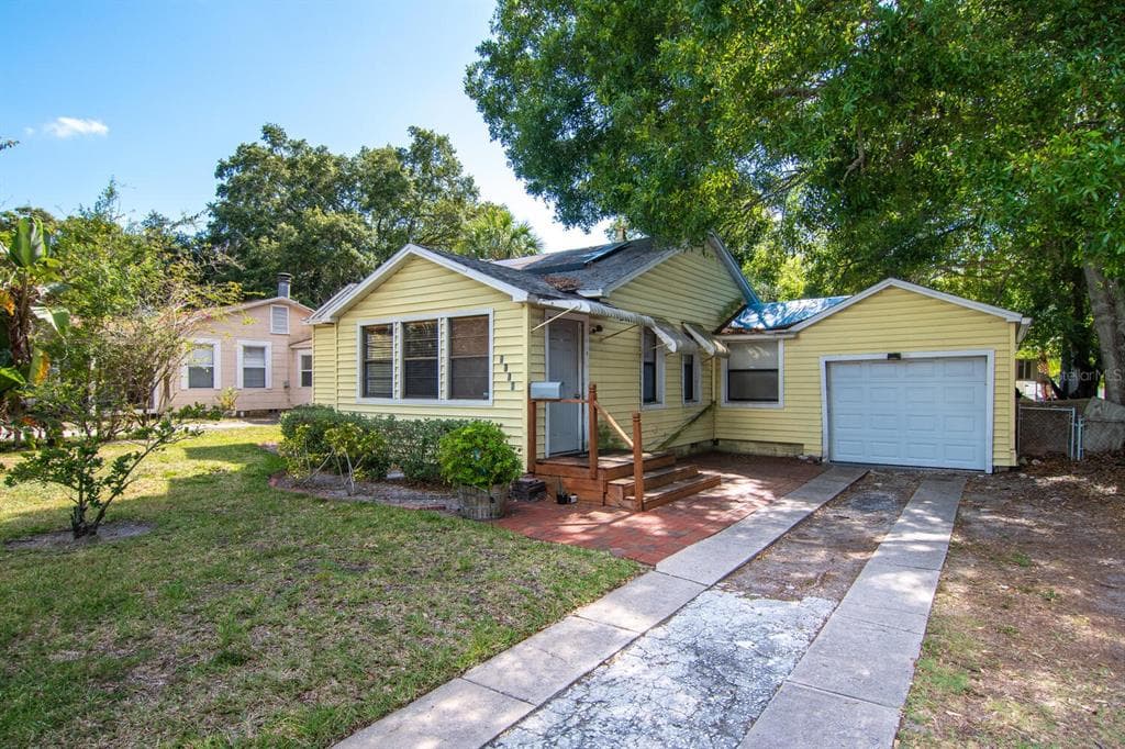 5118 QUEEN STREET N ST PETERSBURG, FL 33714