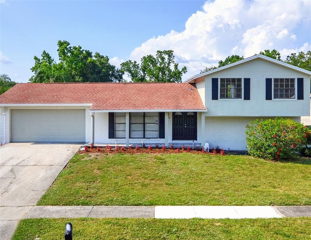 4705 SOUTHBREEZE DRIVE TAMPA, FL 33624