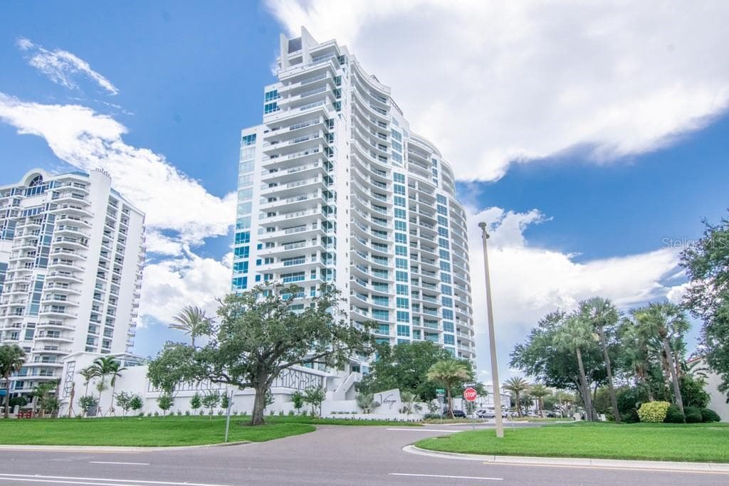3401 BAYSHORE BOULEVARD UNIT 1902 TAMPA, FL 33629