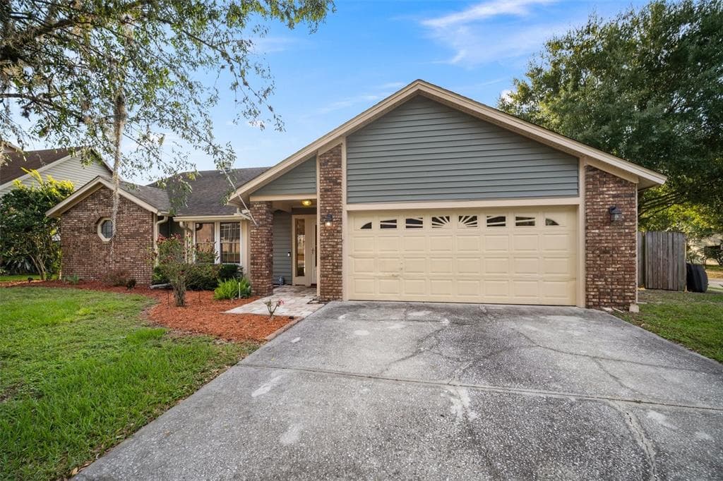 1810 RIVER CROSSING DRIVE