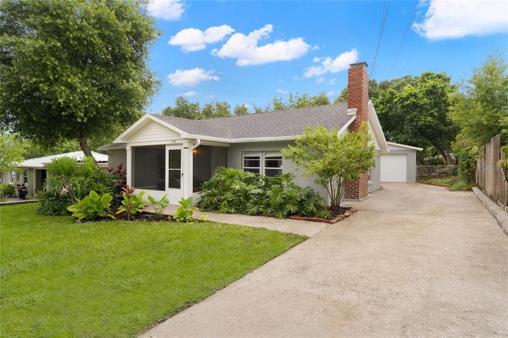 305 6TH AVENUE SW LARGO, FL 33770