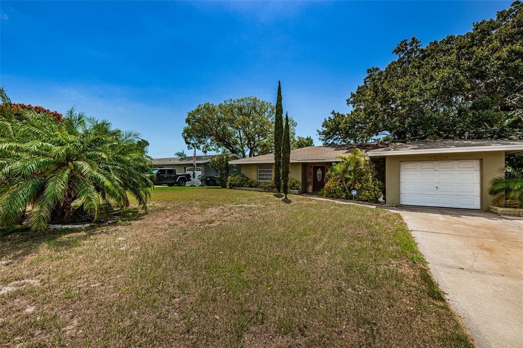 1856 LOMBARDY DRIVE CLEARWATER, FL 33755