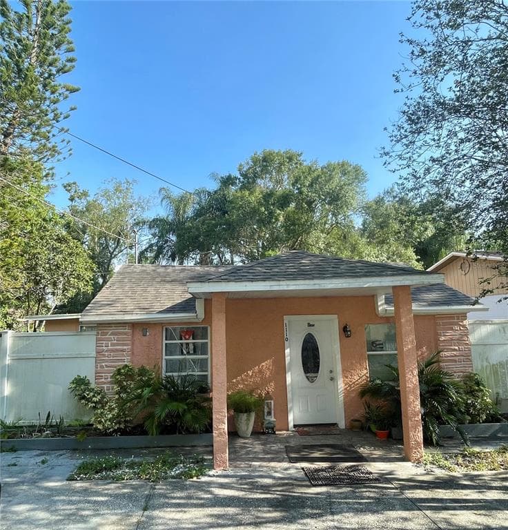 1110 W KIRBY STREET TAMPA, FL 33604