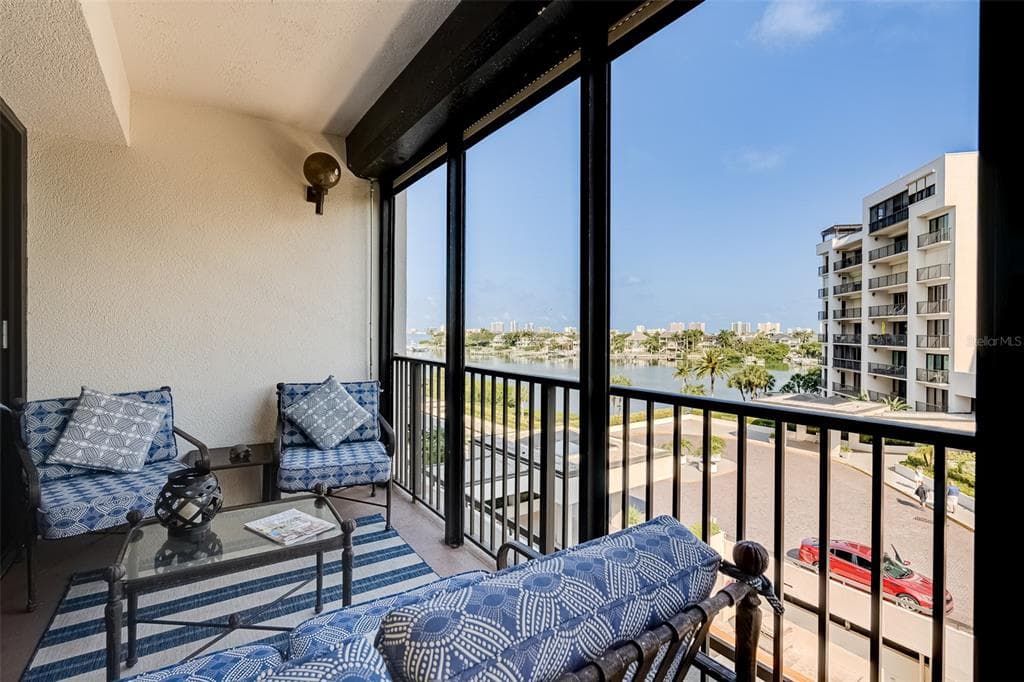 6 BELLEVIEW BOULEVARD UNIT 403 BELLEAIR, FL 33756