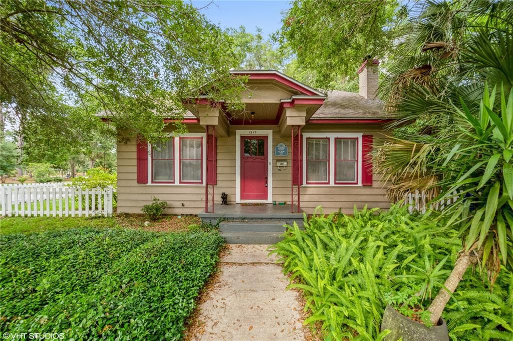 1219 NE 5TH STREET GAINESVILLE, FL 32601