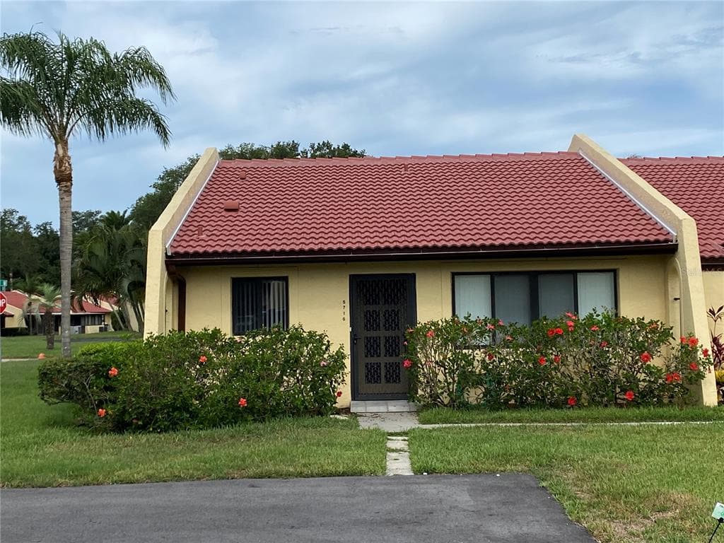 5716 12TH AVENUE W BRADENTON, FL 34209