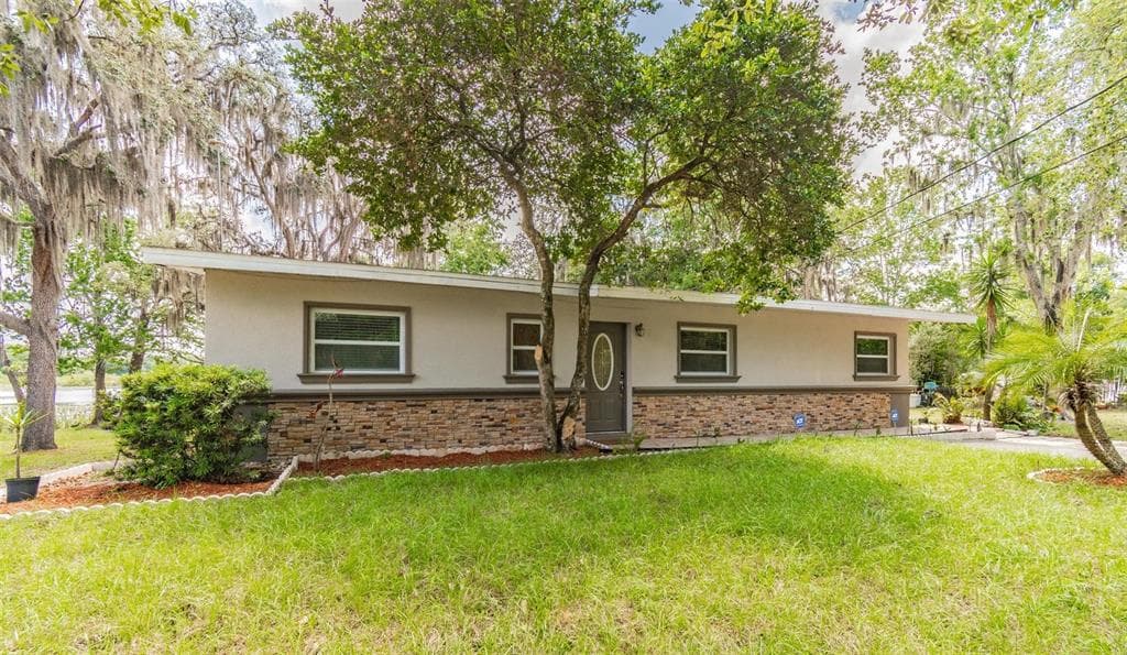 12210 CLEAR LAKE DRIVE NEW PORT RICHEY, FL 34654
