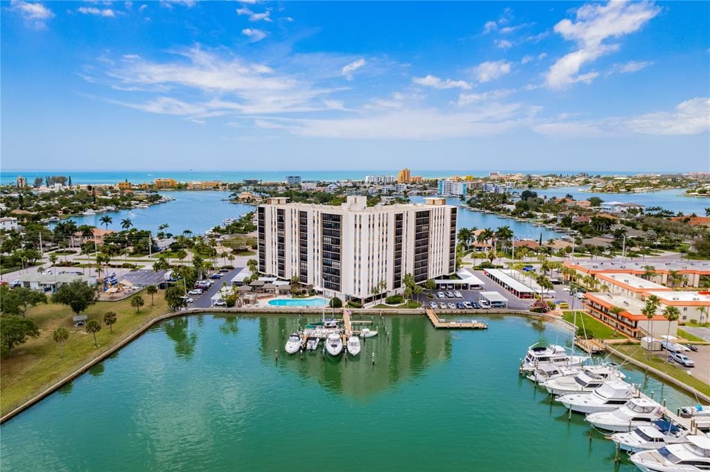 10355 PARADISE BOULEVARD UNIT 806 TREASURE ISLAND, FL 33706