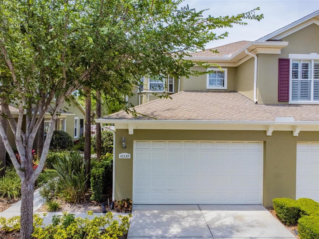 10539 WHITTINGTON COURT LARGO, FL 33773