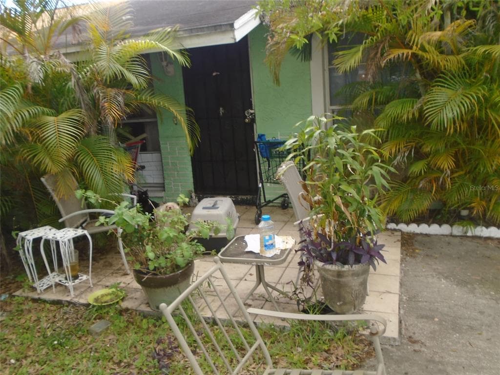 8810 BELL CREST COURT TAMPA, FL 33634