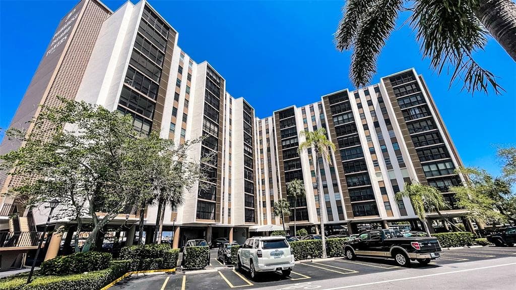 10355 PARADISE BOULEVARD UNIT 501