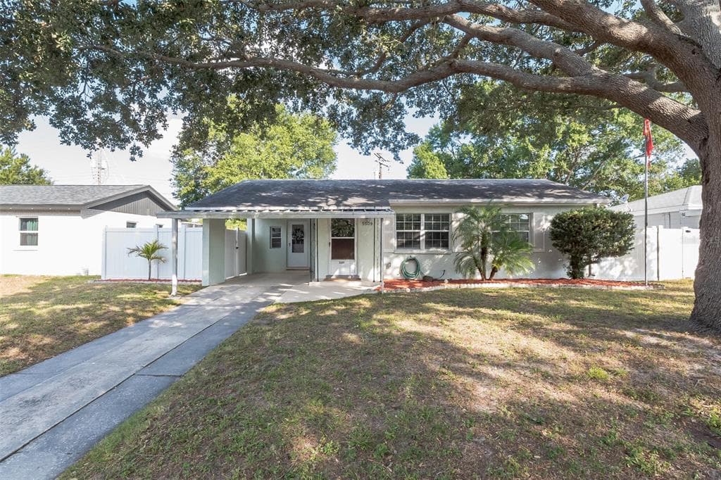 5509 S LOIS AVENUE TAMPA, FL 33611