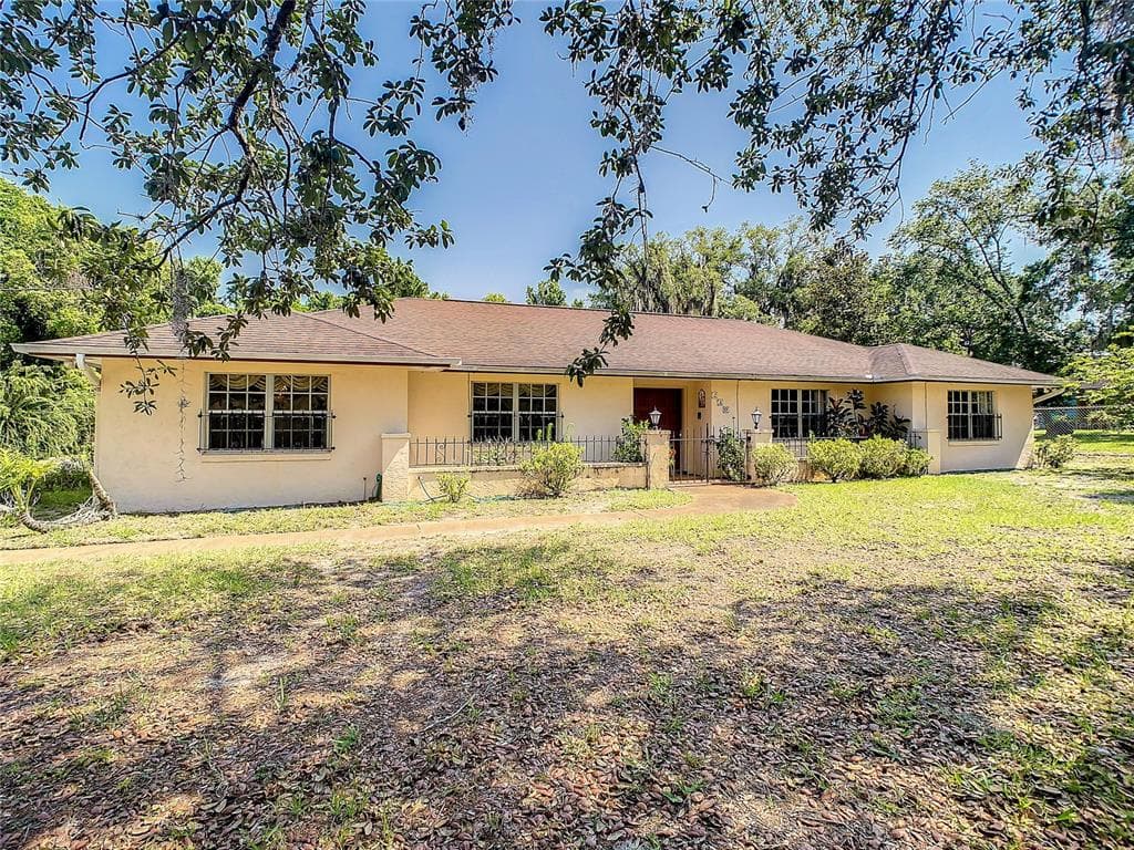 230 BAY MEADOW ROAD LONGWOOD, FL 32750