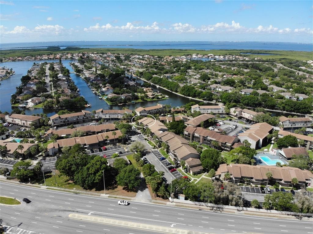 6336 NEWTOWN CIRCLE UNIT 36C1 TAMPA, FL 33615