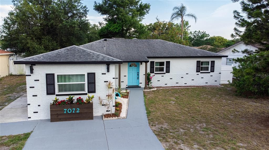 7072 62ND AVENUE N PINELLAS PARK, FL 33781