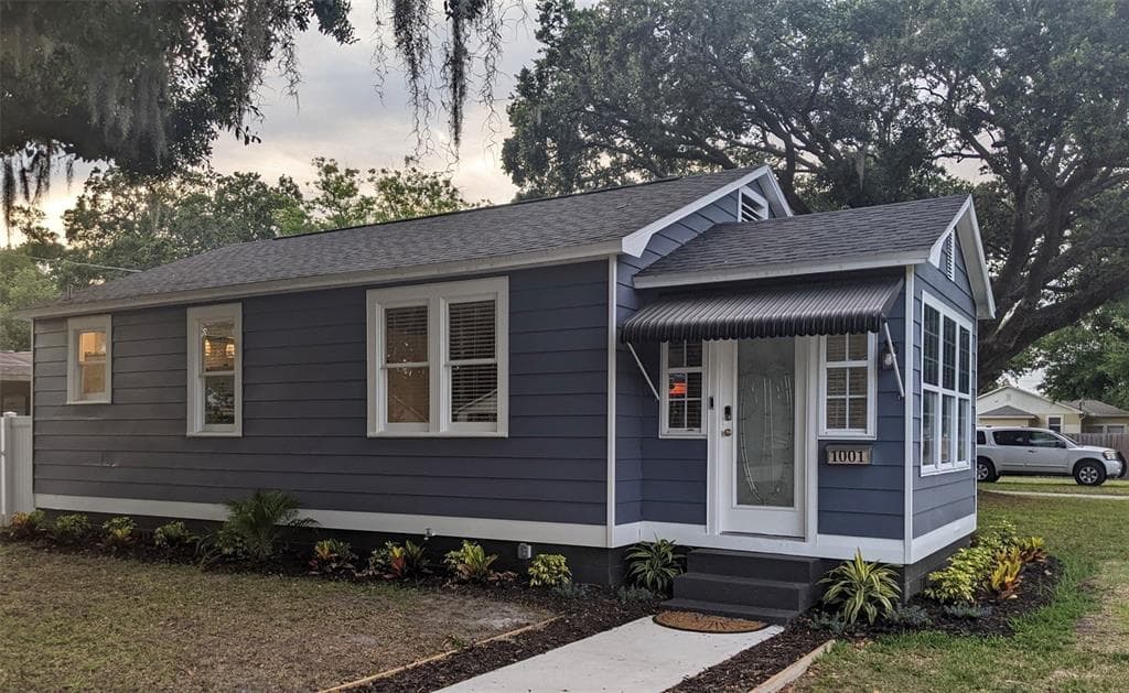 1001 W KENTUCKY AVENUE TAMPA, FL 33603
