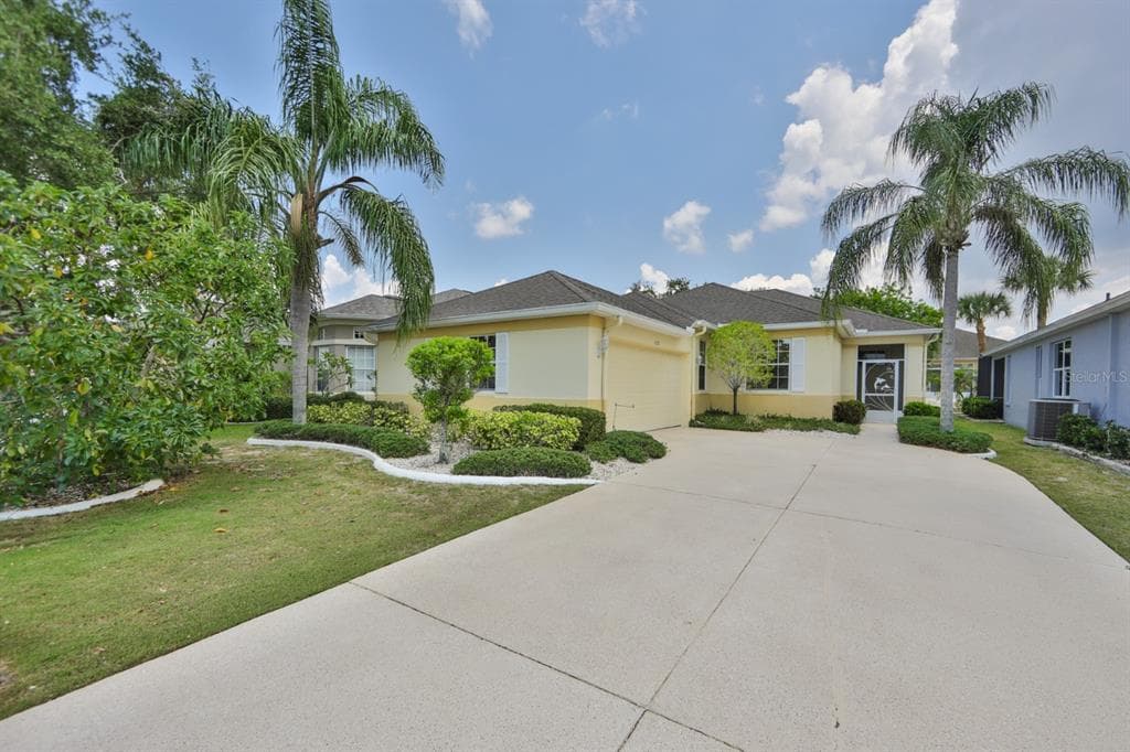 1122 JASMINE CREEK COURT SUN CITY CENTER, FL 33573