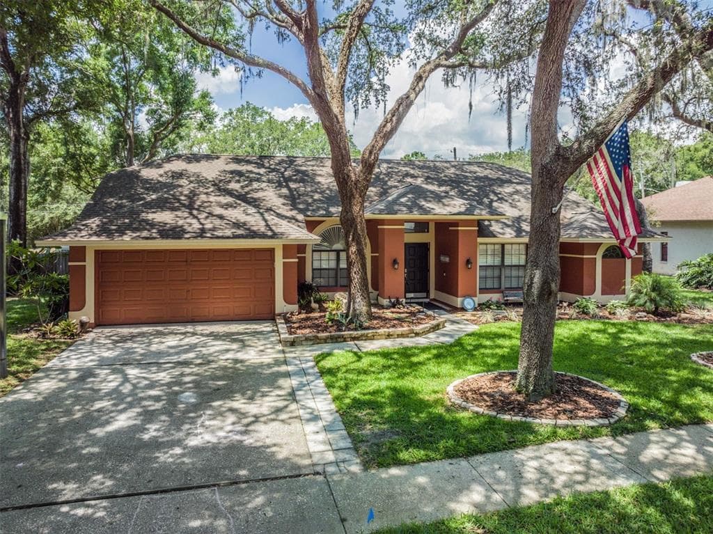 1521 WATERWOOD DRIVE LUTZ, FL 33559