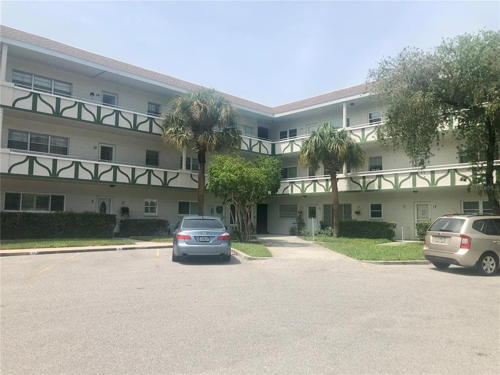 2470 RHODESIAN DRIVE UNIT 2 CLEARWATER, FL 33763