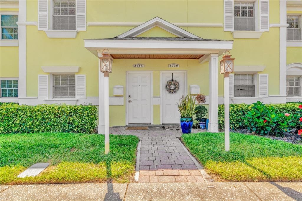 3743 POMPANO DRIVE SE ST PETERSBURG, FL 33705