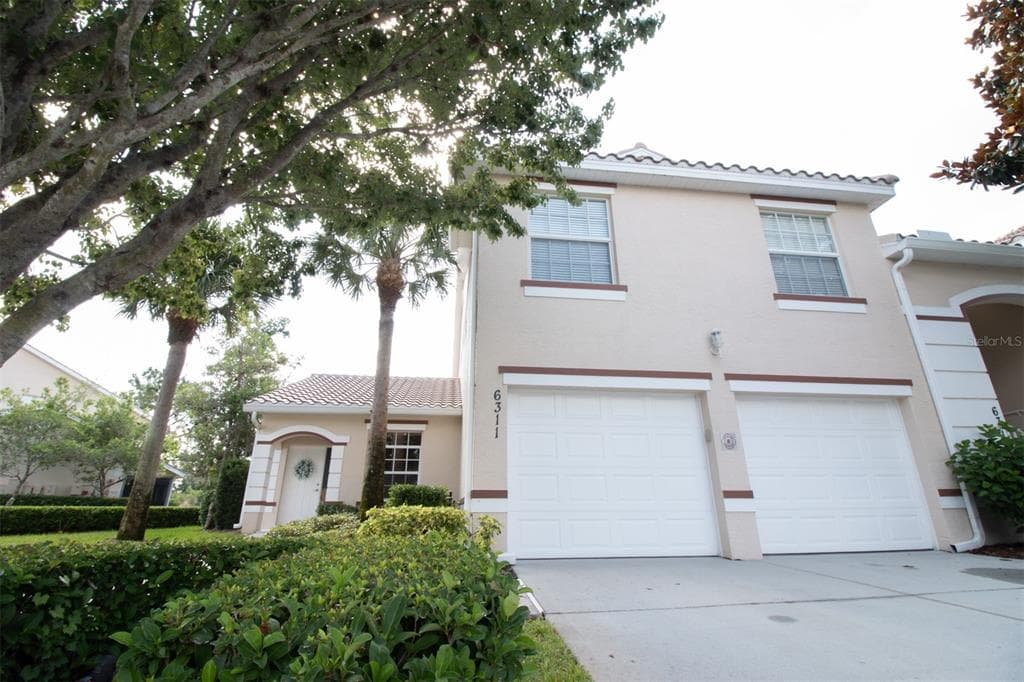 6311 BAY CEDAR LANE UNIT 101 BRADENTON, FL 34203