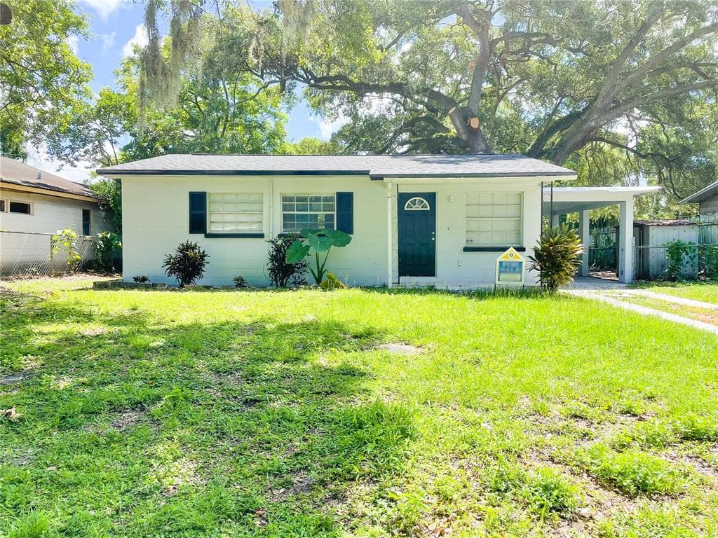 1019 CANAL DRIVE W LAKELAND, FL 33801