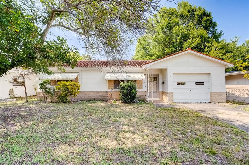 763 76TH AVENUE N ST PETERSBURG, FL 33702
