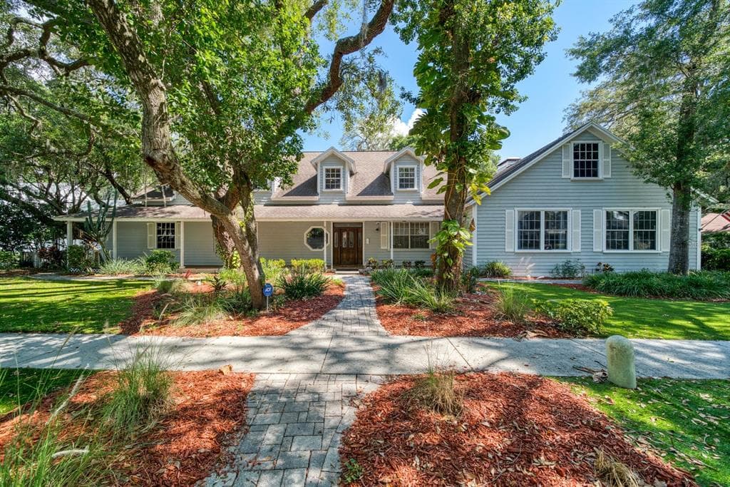 2223 SHADEHILL COURT TAMPA, FL 33612