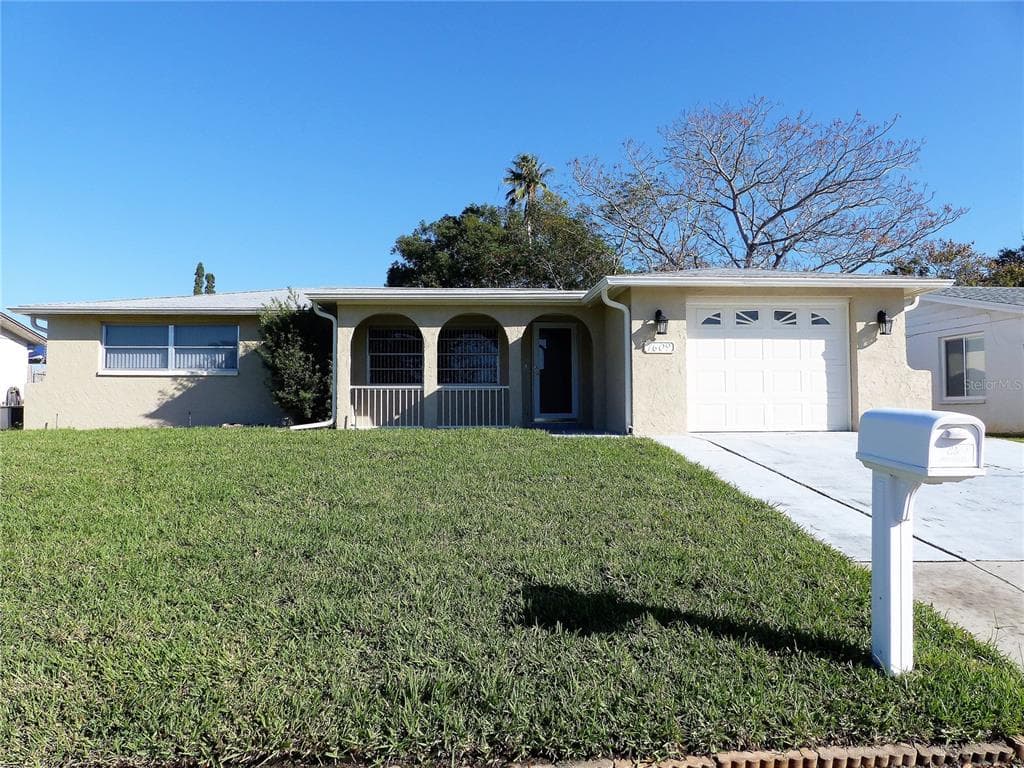 7609 GULF HIGHLANDS DRIVE PORT RICHEY, FL 34668