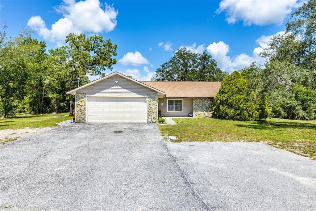 6156 DREW ST BROOKSVILLE, FL 34604