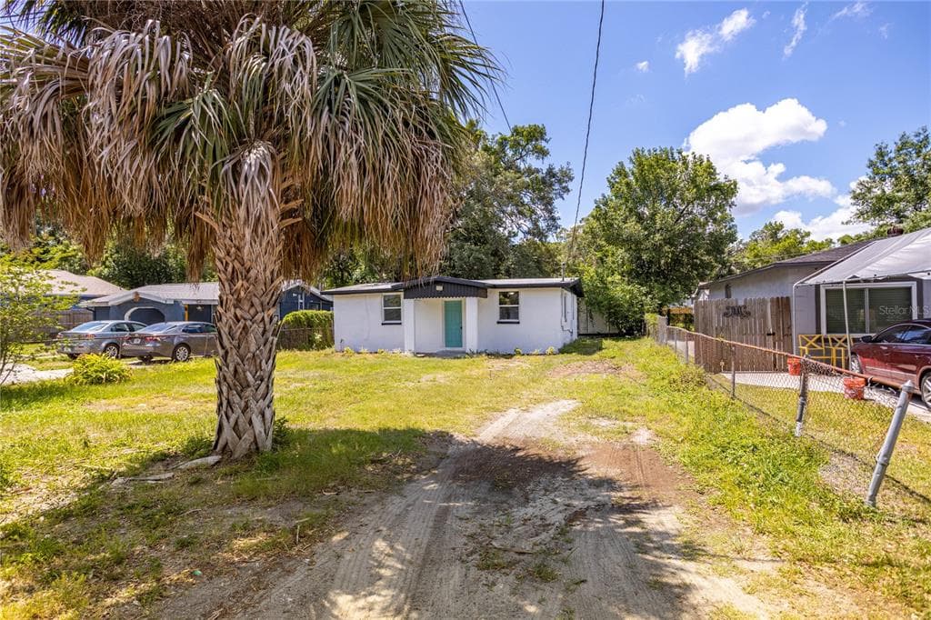 2007 E OKALOOSA AVENUE TAMPA, FL 33604