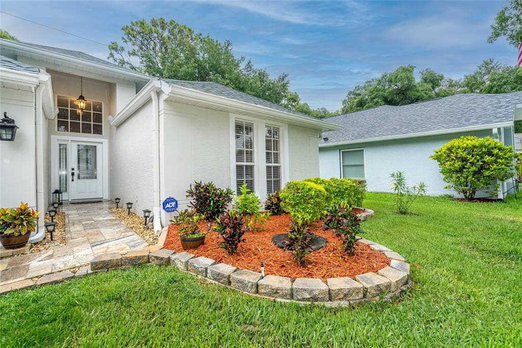 2483 HICKMAN CIRCLE CLEARWATER, FL 33761