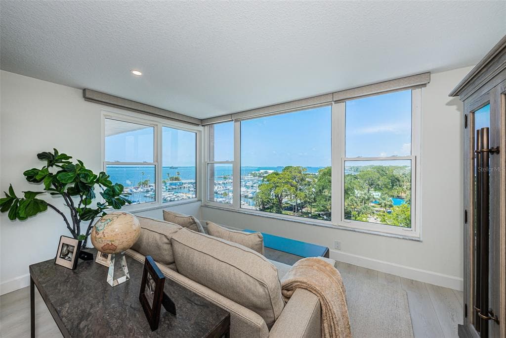 632 EDGEWATER DRIVE UNIT 739 DUNEDIN, FL 34698