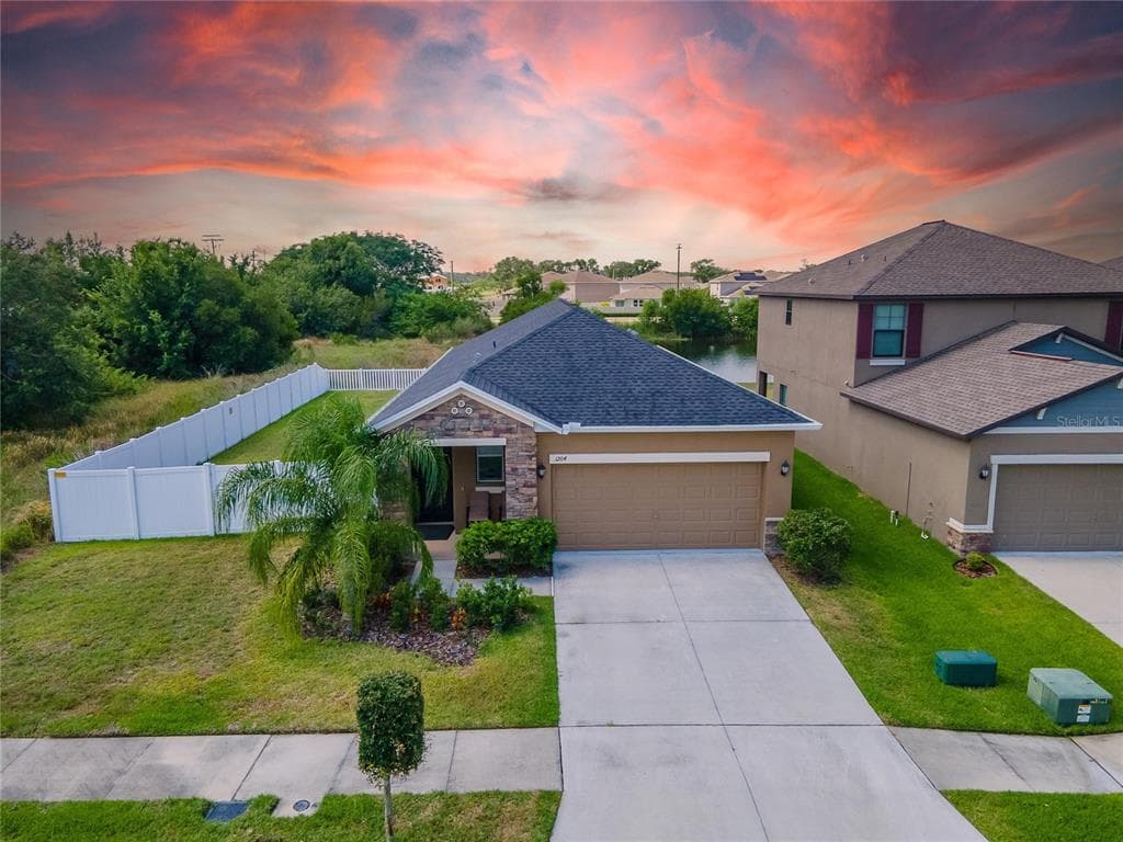 1204 HARBOUR BLUE STREET RUSKIN, FL 33570
