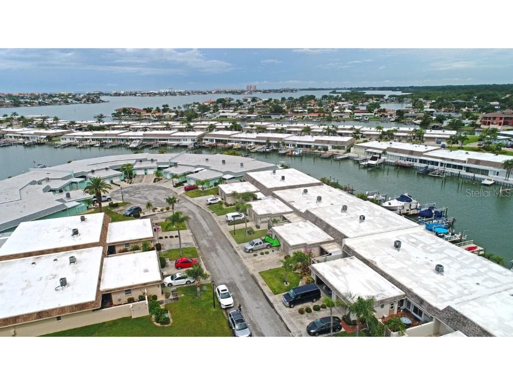 335 BOCA CIEGA POINT BOULEVARD ST PETERSBURG, FL 33708