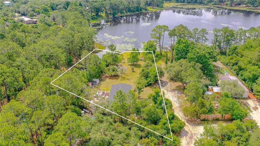 42406 W LAKE ROAD DELAND, FL 32720