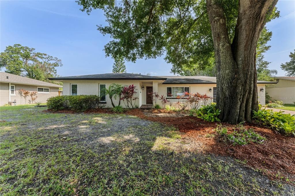 4213 KANDRA COURT BELLE ISLE, FL 32812
