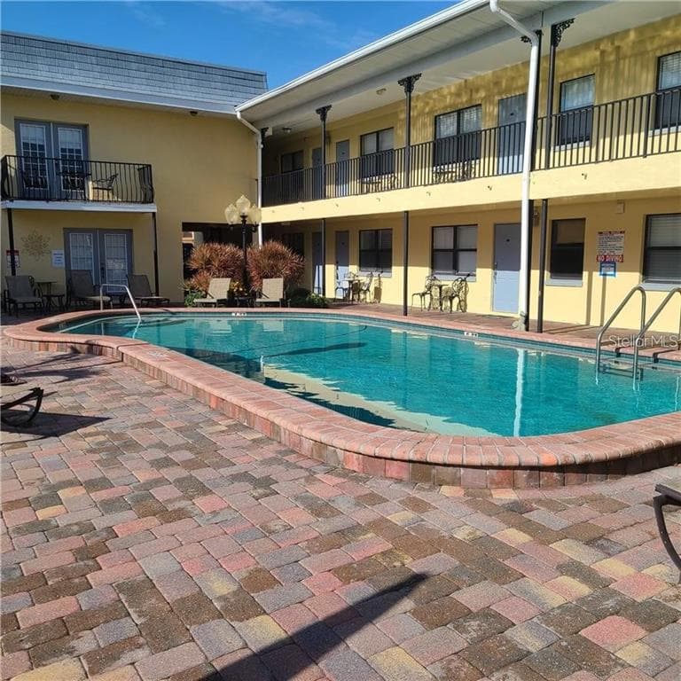 16333 GULF BOULEVARD UNIT 117 REDINGTON BEACH, FL 33708
