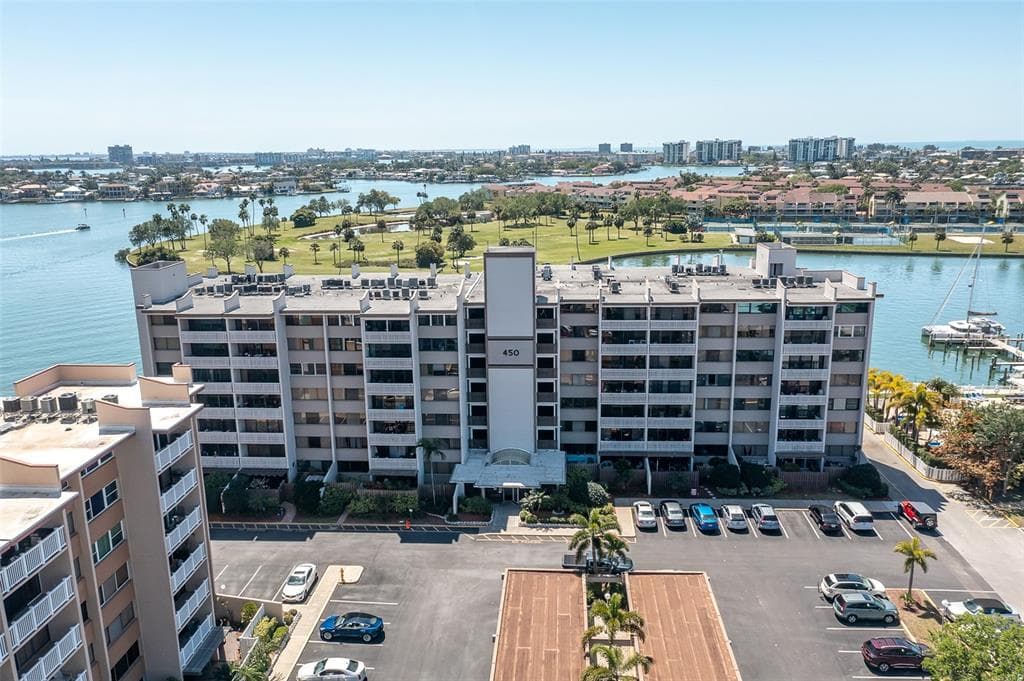450 TREASURE ISLAND CAUSEWAY UNIT 603 TREASURE ISLAND, FL 33706