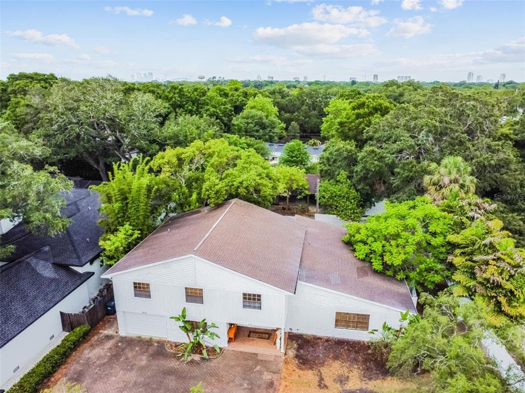 4512 HENDERSON BOULEVARD TAMPA, FL 33629