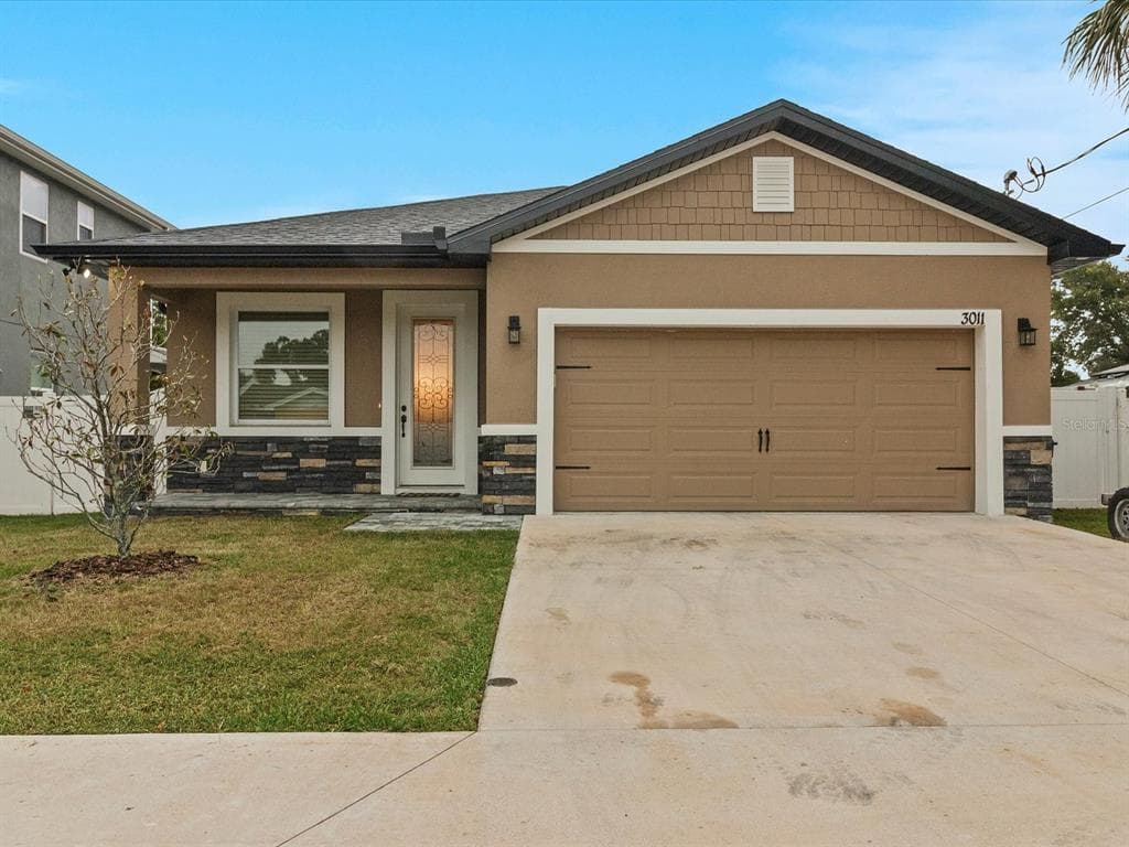 3011 W CREST AVENUE TAMPA, FL 33614