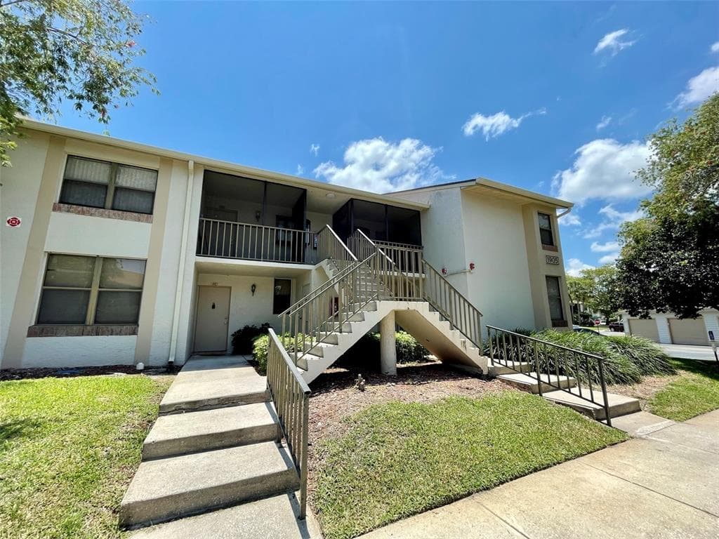 1905 OYSTER CATCHER LANE UNIT 913