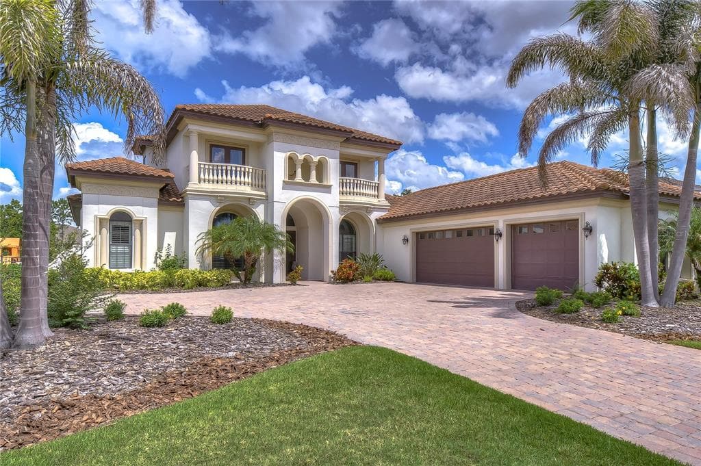 16406 CHAPMAN CROSSING DRIVE LITHIA, FL 33547