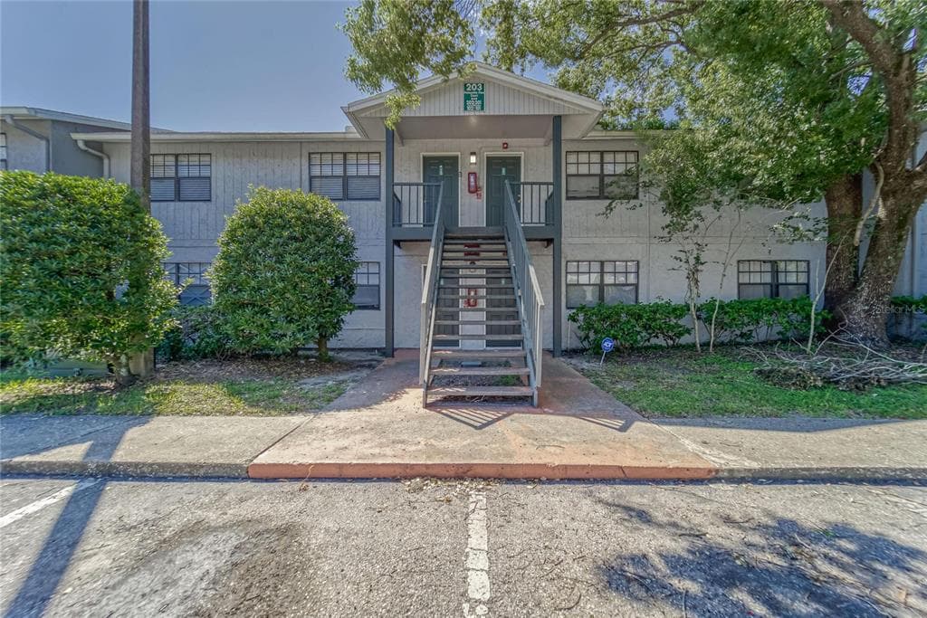 203 POINSETTIA PINE COURT UNIT 202