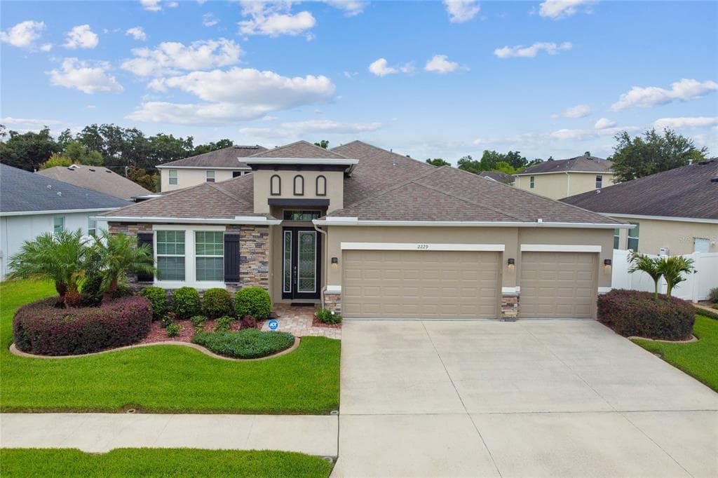 2229 VALTERRA VISTA WAY