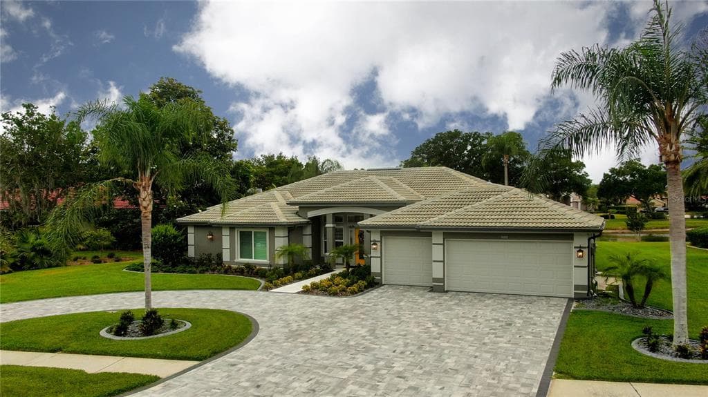 3180 STERLING STREET TARPON SPRINGS, FL 34688