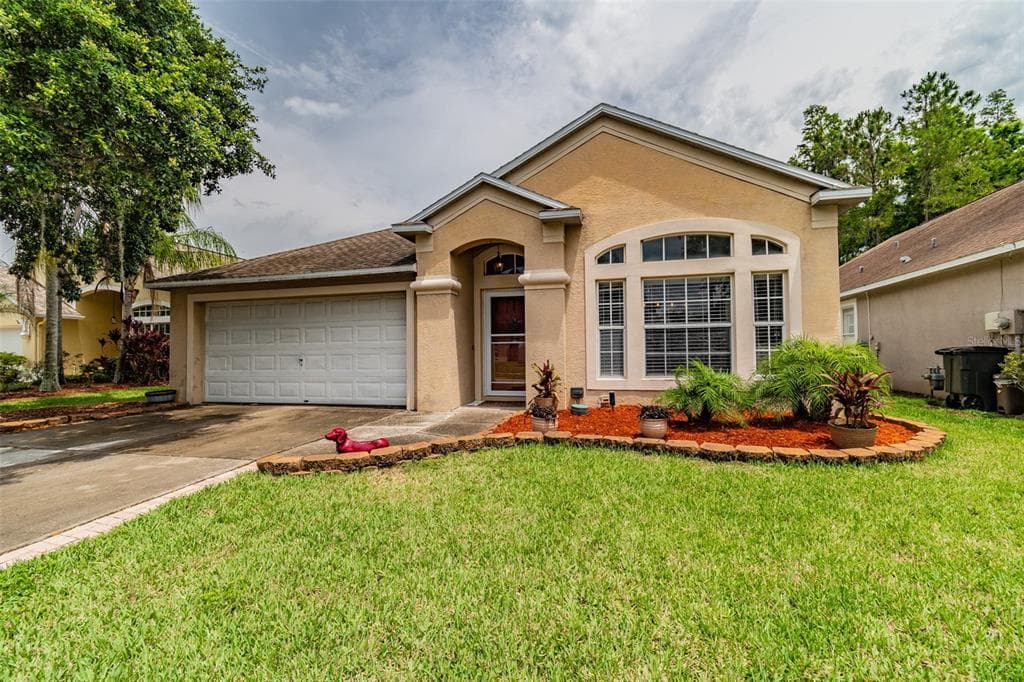 29241 YARROW DRIVE WESLEY CHAPEL, FL 33543