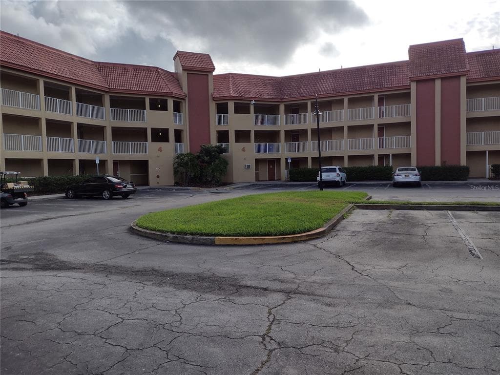 6403 PARC CORNICHE DRIVE UNIT 4210 ORLANDO, FL 32821