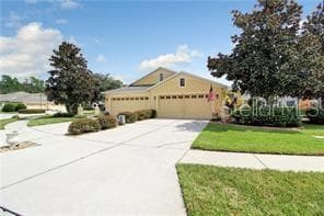 7610 DEER PATH LANE LAND O LAKES, FL 34637